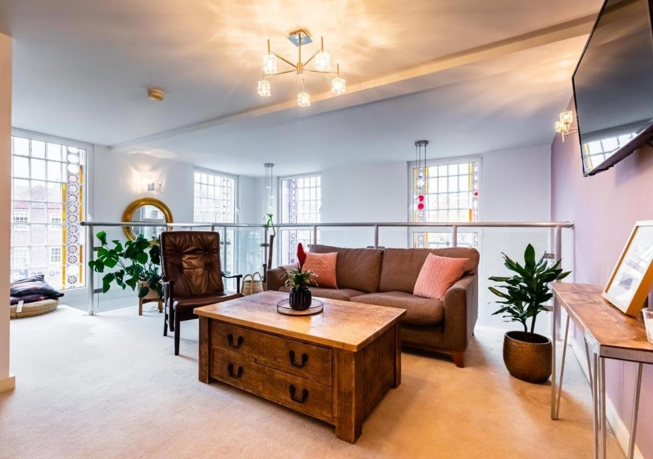 Lux Duplex Apartment 19Th Century Chapel Wakefield Centre Екстериор снимка